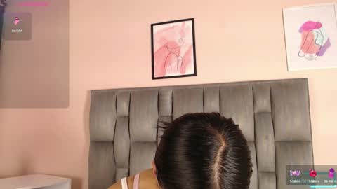 Ailyn online show from October 2025 10:20:02 PM