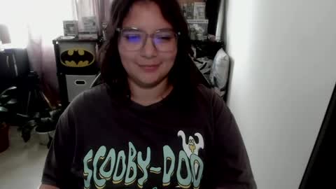 Snapshot of aikadreams chatting on April 2026 06:10:01 PM Catalina online show from April 2026 06:10:01 PM
