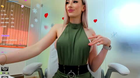 Allie  online show from January 2025 11:58:02 AM