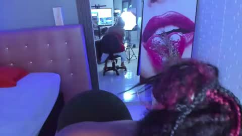 aileenkeys online show from June 2026 07:50:01 PM