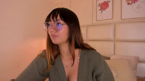 Aily Yozuko online show from April 2026 02:39:02 AM