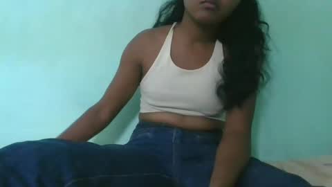 aimeamour online show from February 2025 06:16:01 PM