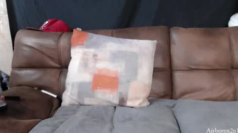 Leo  Airborn  Sir  Daddy online show from November 2025 03:28:02 AM