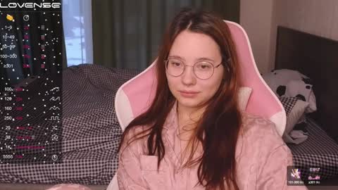 airyhill online show from December 2024 07:17:01 AM