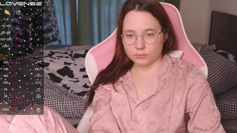 airyhill online show from December 2024 08:22:02 AM