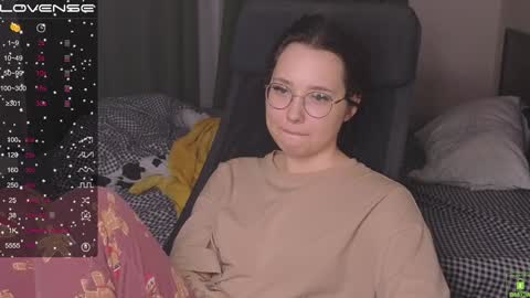 Snapshot of airyhill chatting on January 2025 03:47:02 PM airyhill online show from January 2025 03:47:02 PM