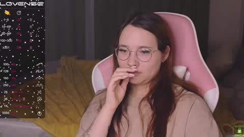 Snapshot of airyhill chatting on January 2025 02:25:01 PM airyhill online show from January 2025 02:25:01 PM