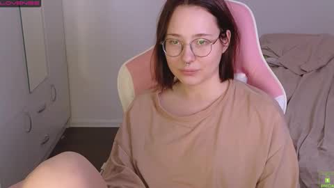 Snapshot of airyhill chatting on November 2025 06:01:02 PM airyhill online show from November 2025 06:01:02 PM