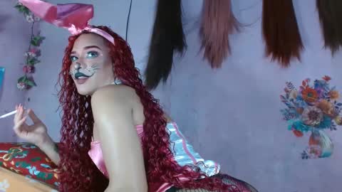 Jess online show from October 2025 05:27:01 AM