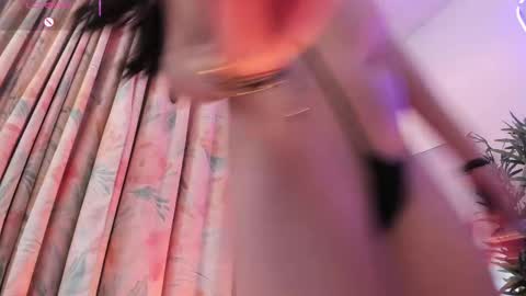 Aisha online show from February 2025 02:35:02 PM