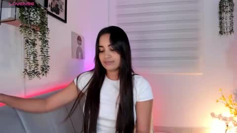 Aisha online show from February 2026 11:41:02 PM