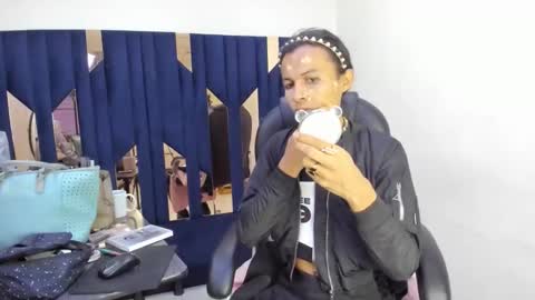 Aisha online show from April 2026 03:13:02 AM