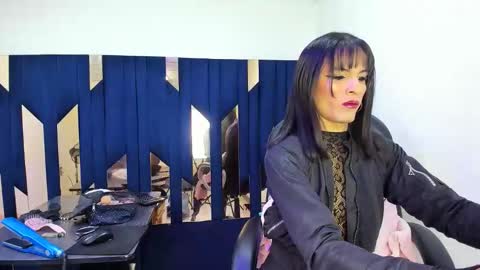 Snapshot of aisha_hotts777 chatting on April 2026 03:20:01 AM Aisha online show from April 2026 03:20:01 AM