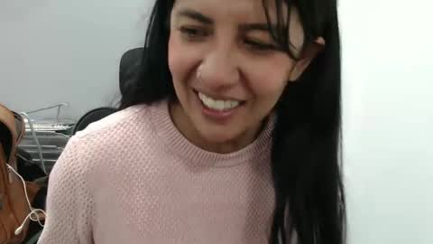 Katie   online show from March 2025 03:56:01 PM