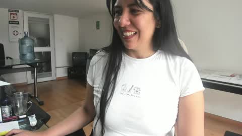Katie   online show from May 2026 03:19:02 PM