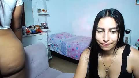aisha_stacey0410 online show from February 2026 03:30:01 PM