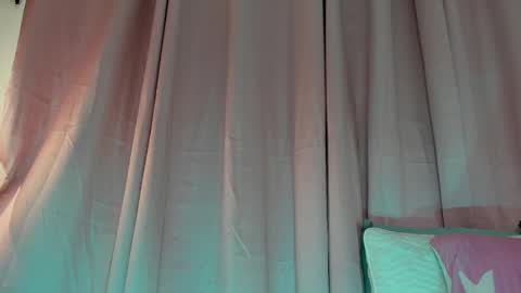 Snapshot of aisha_w10 chatting on March 2025 03:45:02 PM Aisha online show from March 2025 03:45:02 PM