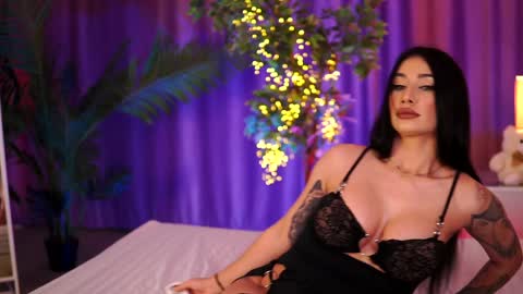 Lora online show from February 2025 09:30:01 AM