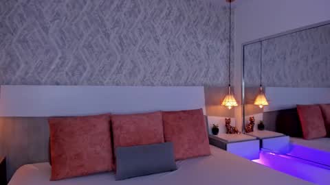 Aisha online show from February 2025 03:15:02 PM