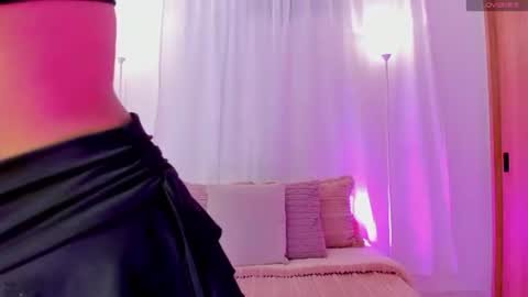 Aisha online show from June 2026 05:52:02 AM