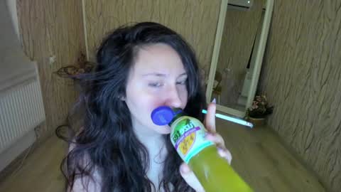 Aisha online show from January 2025 03:22:01 AM