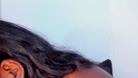 aishazaa online show from November 2025 01:04:02 AM