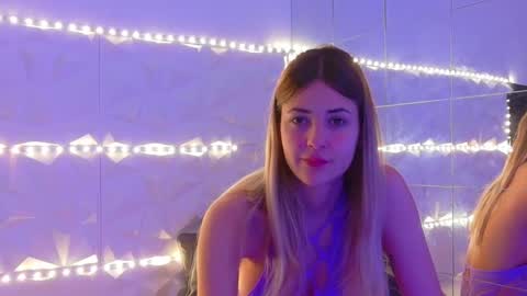 Aisha online show from November 2025 06:14:01 AM