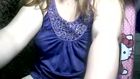 Snapshot of aislahrose chatting on January 2025 06:21:01 PM rosie online show from January 2025 06:21:01 PM