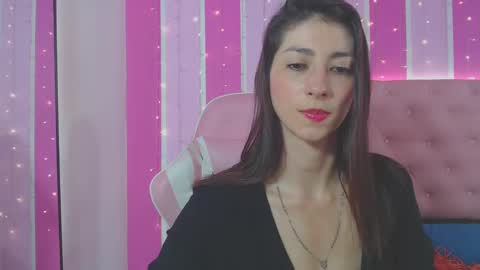 Aitana online show from March 2025 06:23:01 PM