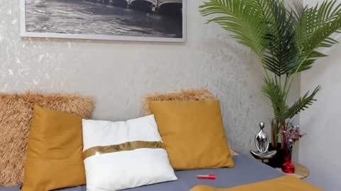 little aitana  online show from January 2025 06:19:02 PM