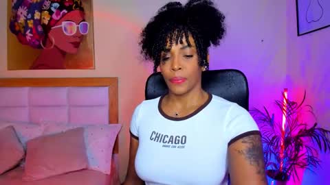 Snapshot of aitana_brown chatting on February 2026 09:38:02 PM Aitana Brown online show from February 2026 09:38:02 PM