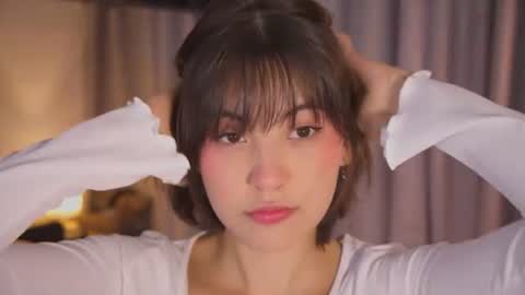 Snapshot of aitana_jhons chatting on June 2026 10:05:02 AM Aitana Jhons online show from June 2026 10:05:02 AM