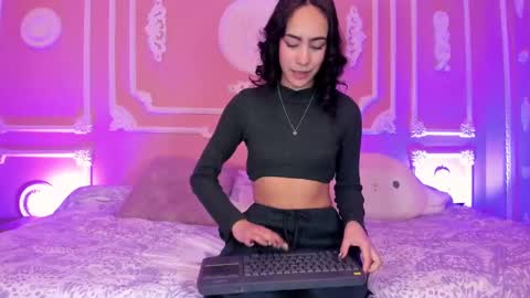 Aitana online show from October 2025 12:27:02 PM