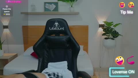 Aixa Burgos online show from February 2025 11:49:01 AM