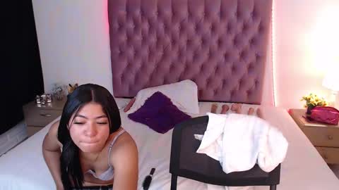 AIXA  online show from January 2025 10:44:02 PM