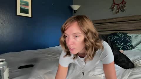 AJ online show from August 2026 09:39:02 PM