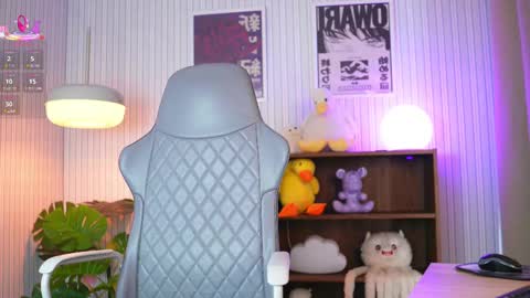             online show from March 2025 09:03:02 PM