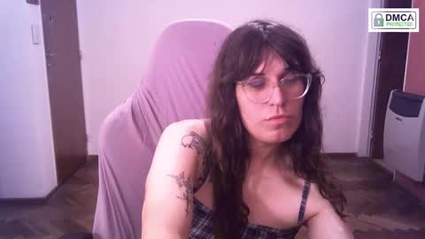 Snapshot of akamedolle chatting on March 2026 03:11:01 AM Veronica Akame 3 online show from March 2026 03:11:01 AM
