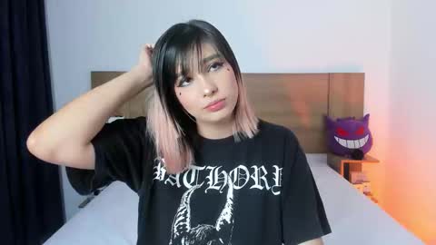 Akartsumi online show from October 2025 10:19:01 PM