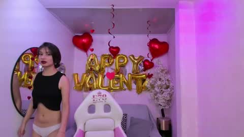 Azaka  online show from February 2025 12:11:02 PM