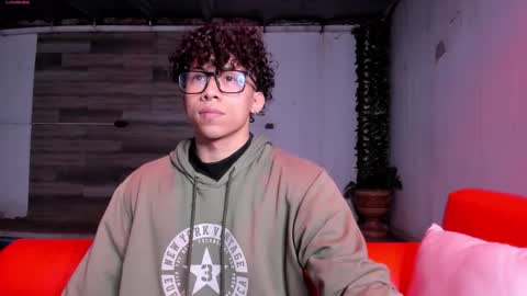 akazaboy online show from March 2026 05:24:02 AM