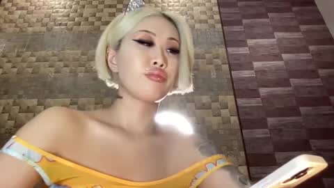 Snapshot of akemi_jp chatting on March 2025 09:36:02 PM Akemi online show from March 2025 09:36:02 PM