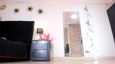 Akemi online show from March 2025 11:33:01 PM