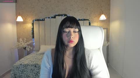 Luna online show from December 2024 04:49:02 AM