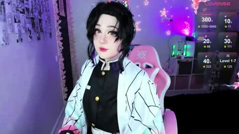 Aki online show from February 2025 09:49:01 PM