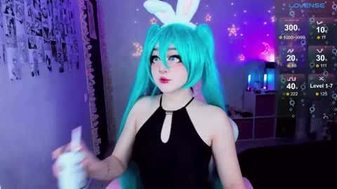 Aki online show from February 2025 11:03:01 PM