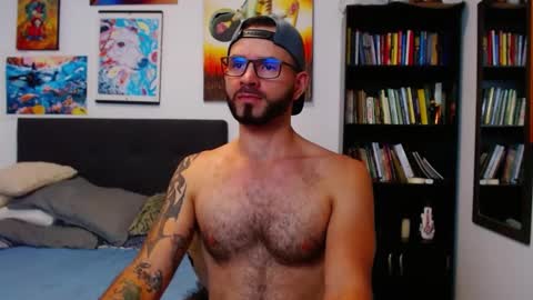 akiles online show from December 2024 11:03:01 PM