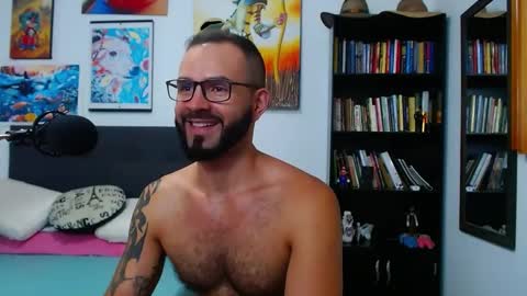 akiles online show from February 2025 01:45:02 AM