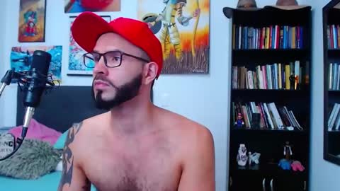 akiles online show from February 2025 10:06:02 PM