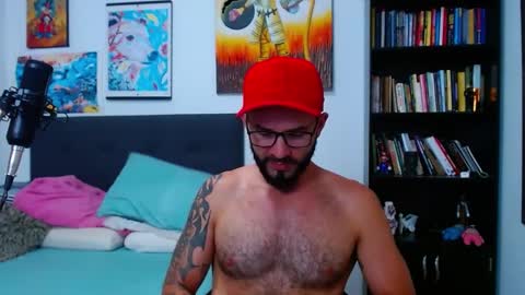 akiles online show from March 2025 01:31:02 AM